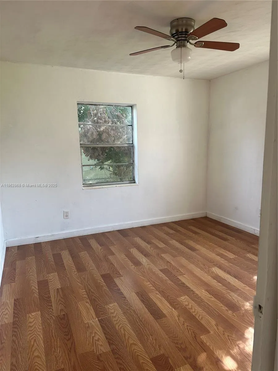 430 E TRINIDAD AVE