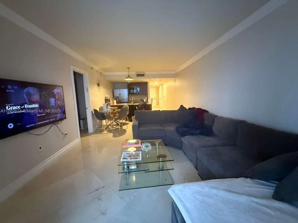 1800 S Ocean Dr, #1909
