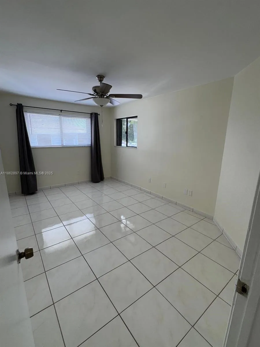 9707 Hammocks Blvd, #205
