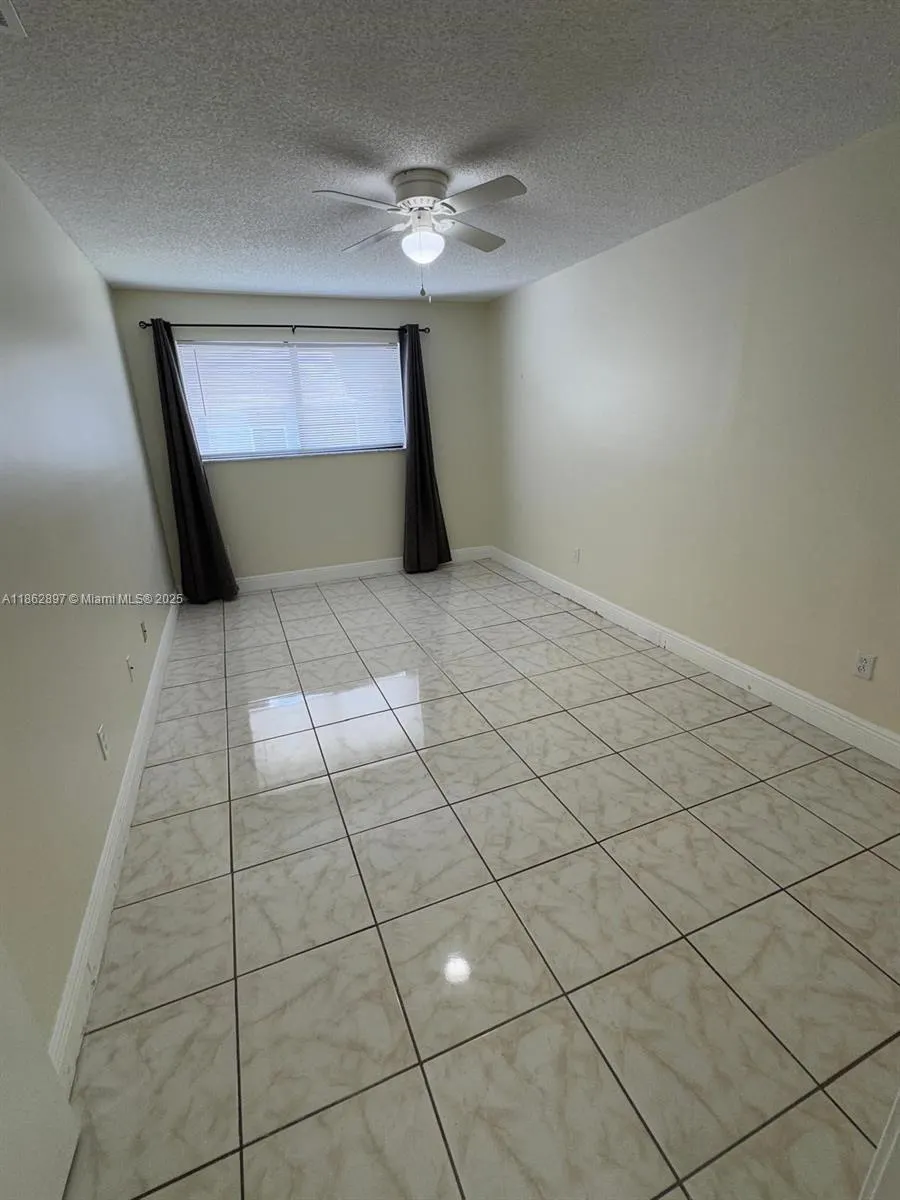 9707 Hammocks Blvd, #205