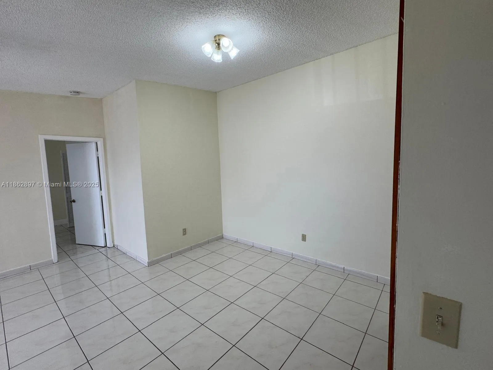9707 Hammocks Blvd, #205