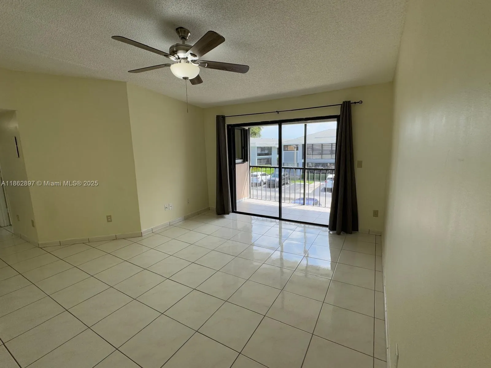 9707 Hammocks Blvd, #205