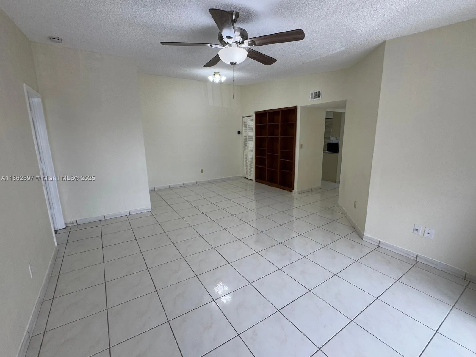 9707 Hammocks Blvd, #205