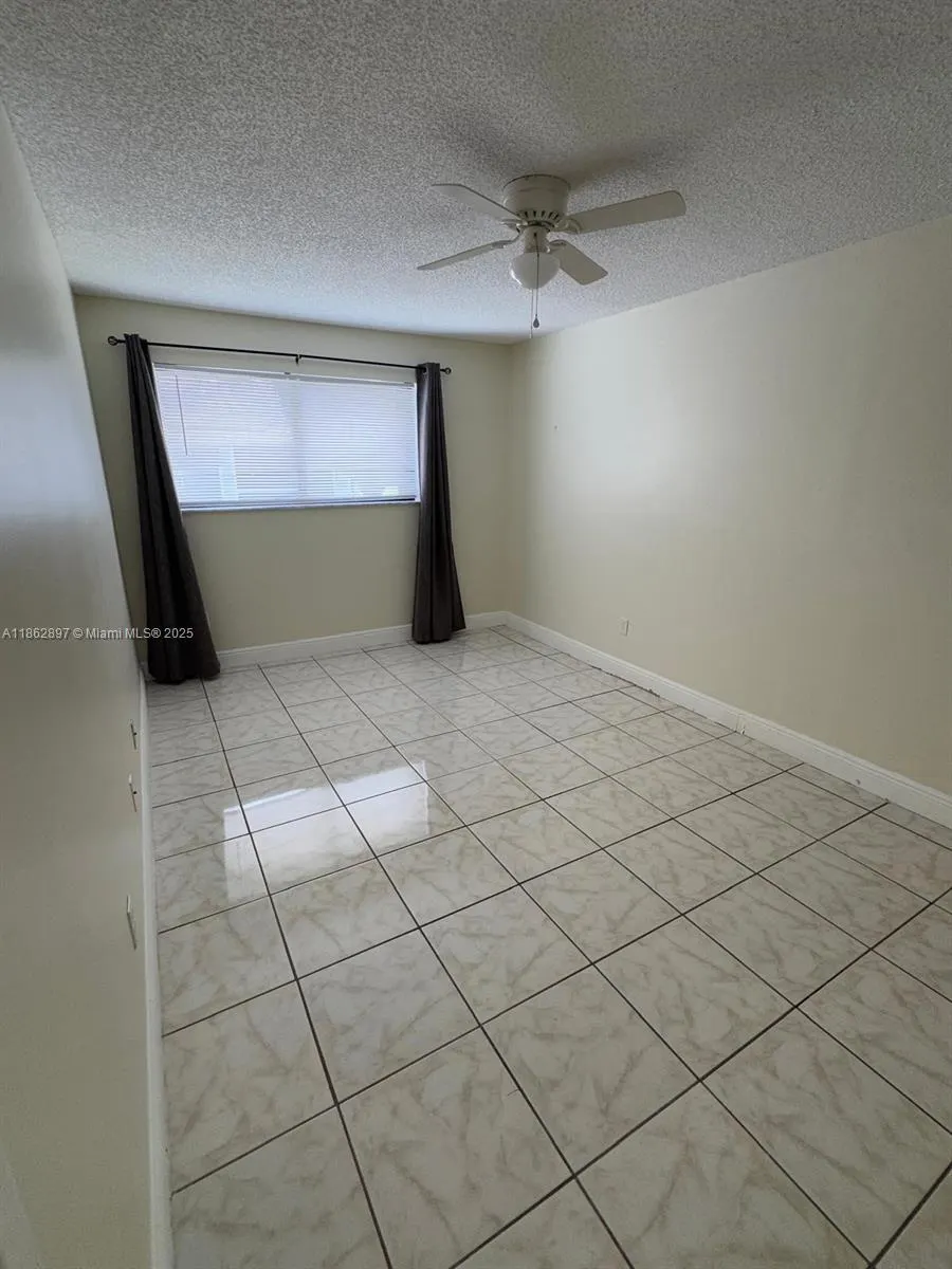 9707 Hammocks Blvd, #205