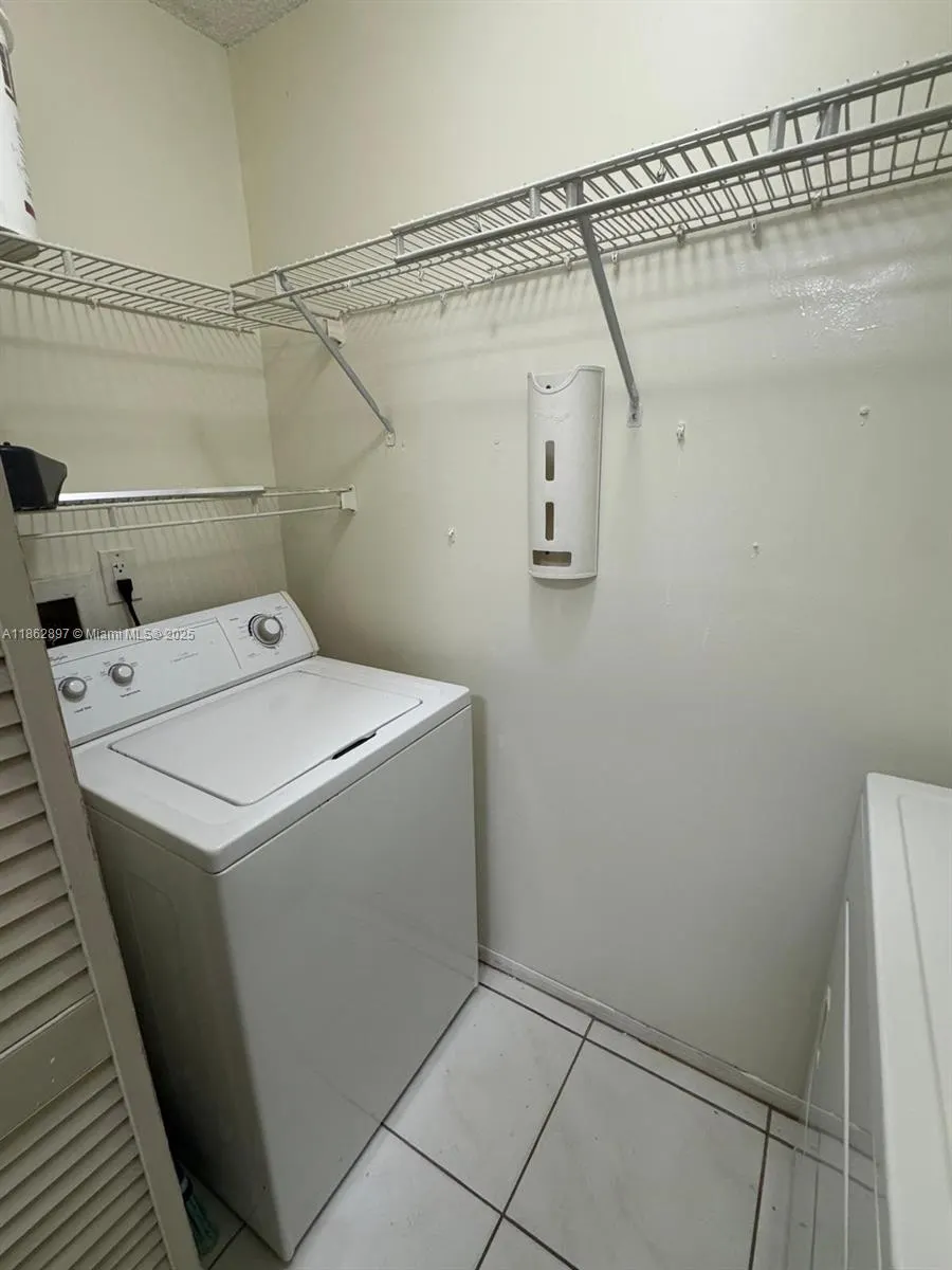 9707 Hammocks Blvd, #205