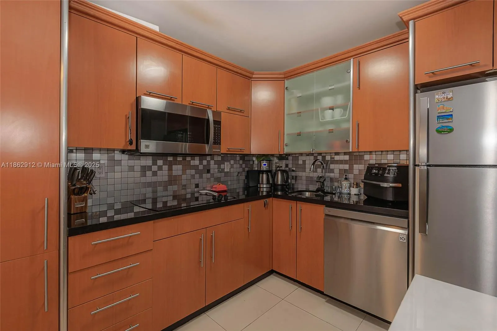 3725 S Ocean Dr, #1221