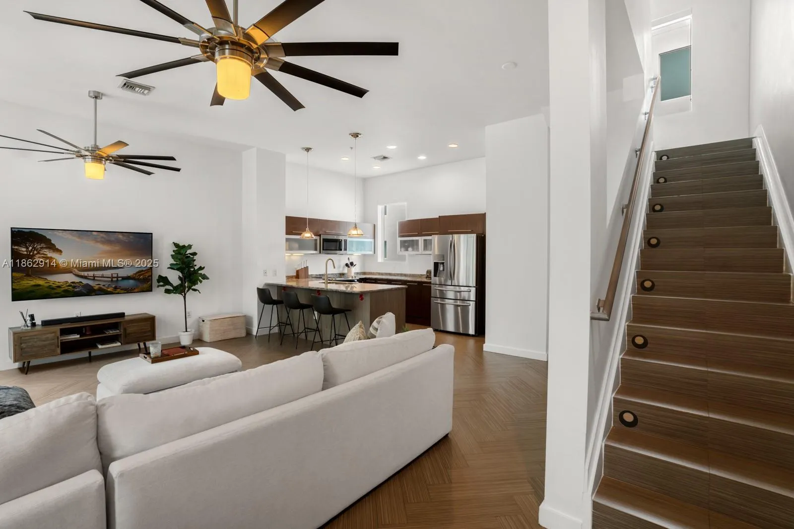 315 NE 7 ST, #315