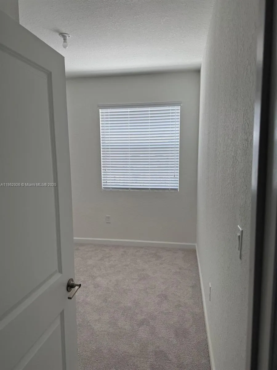 160 SE 10th Ave, #0