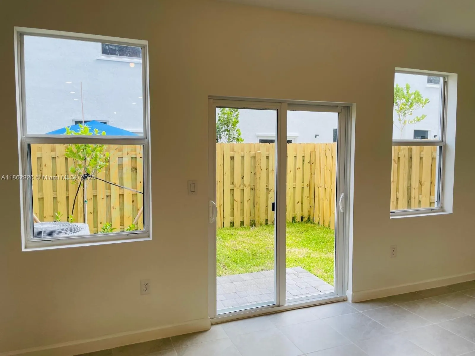 160 SE 10th Ave, #0