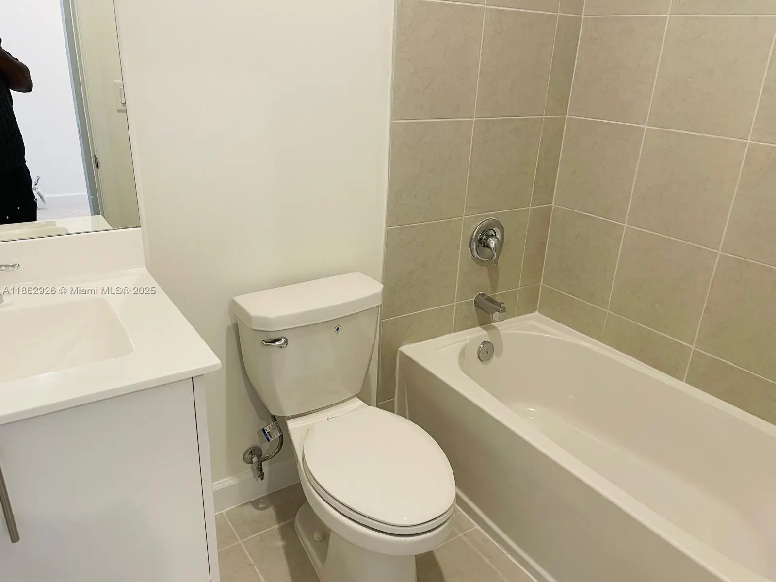 160 SE 10th Ave, #0