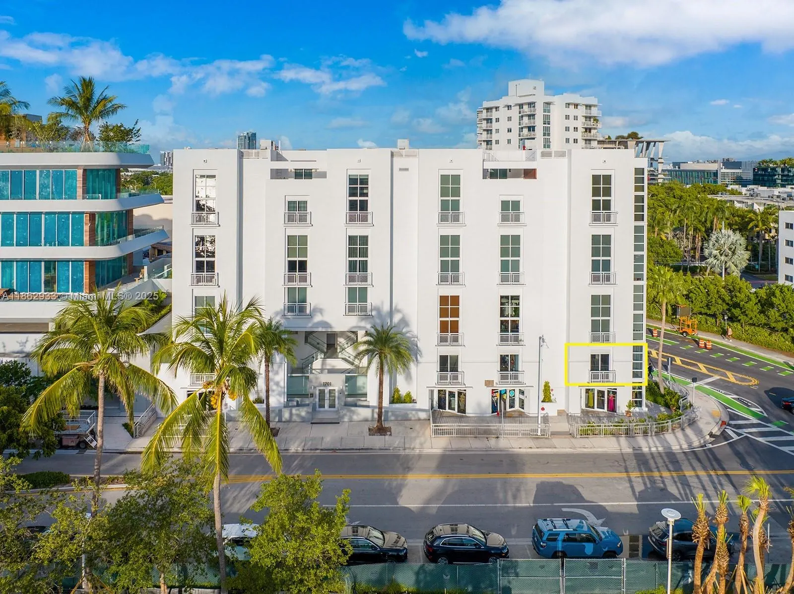 1701 SUNSET HARBOUR DR, #201