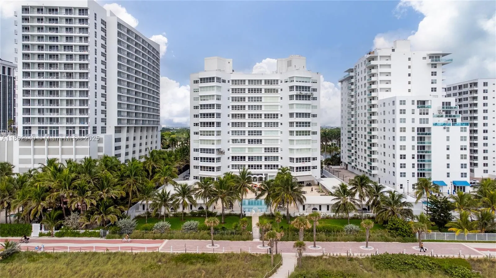 4925 Collins Ave, #4H