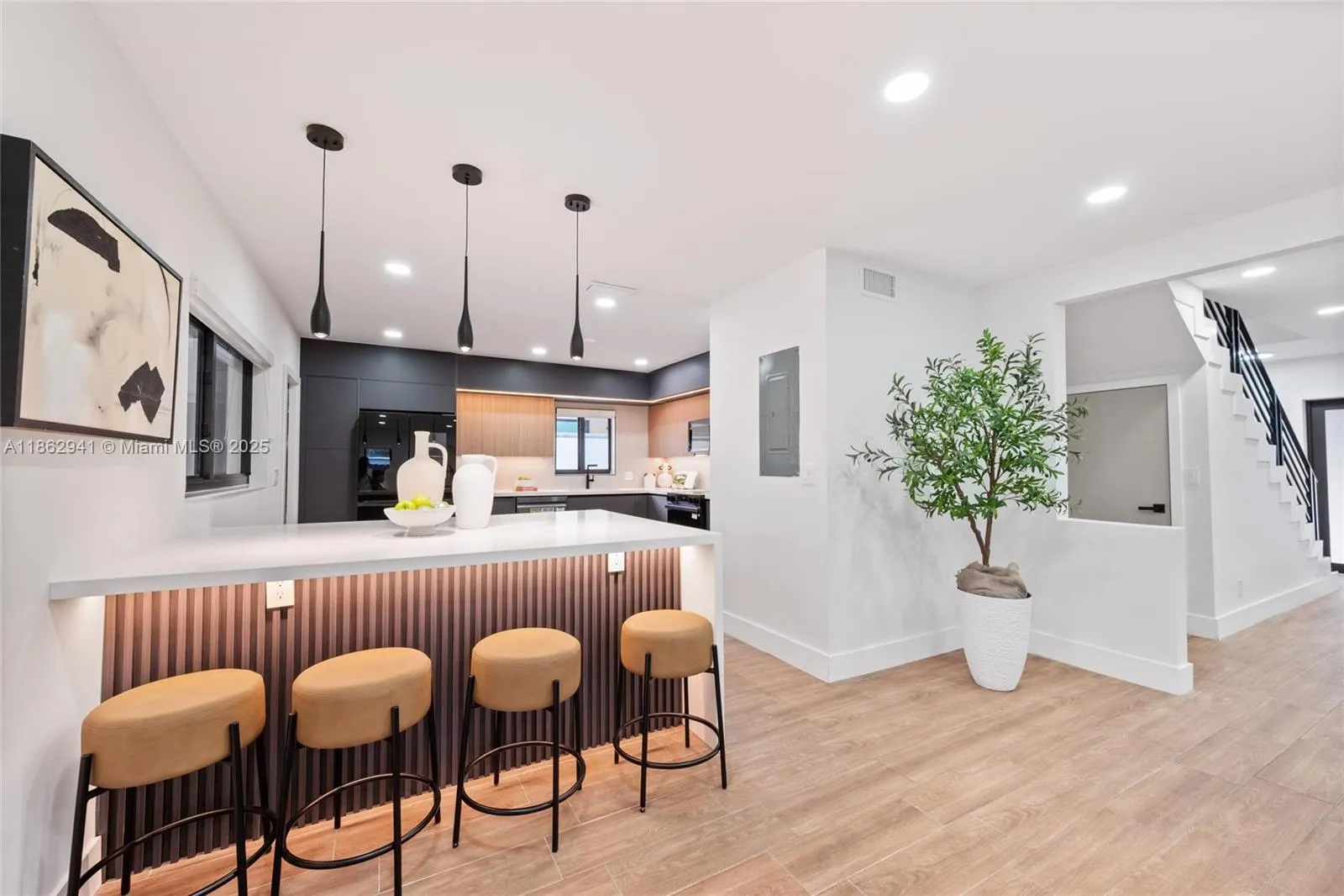 5331 Mckinley St