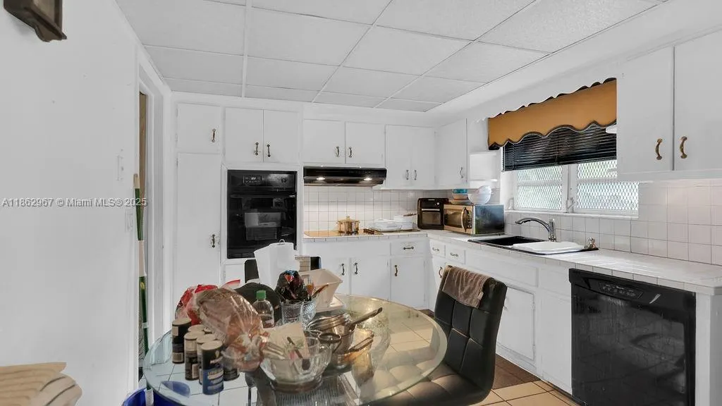 440 SW 29th terr