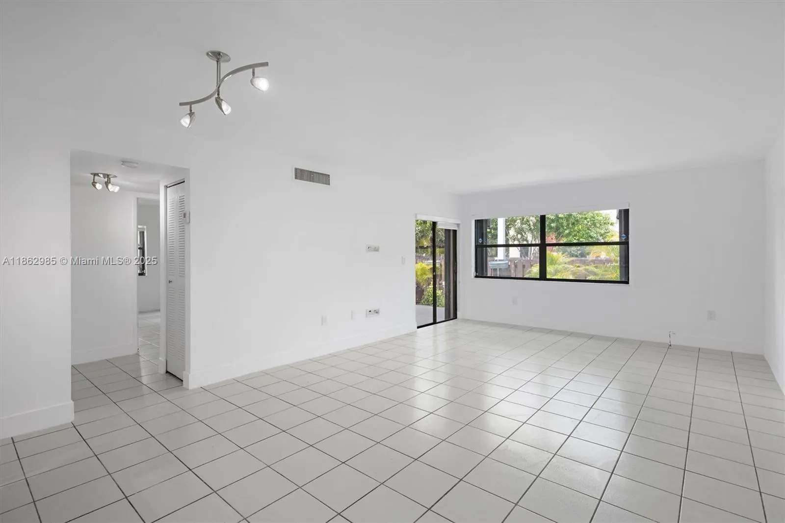 10115 NW 9th St Cir, #6-107