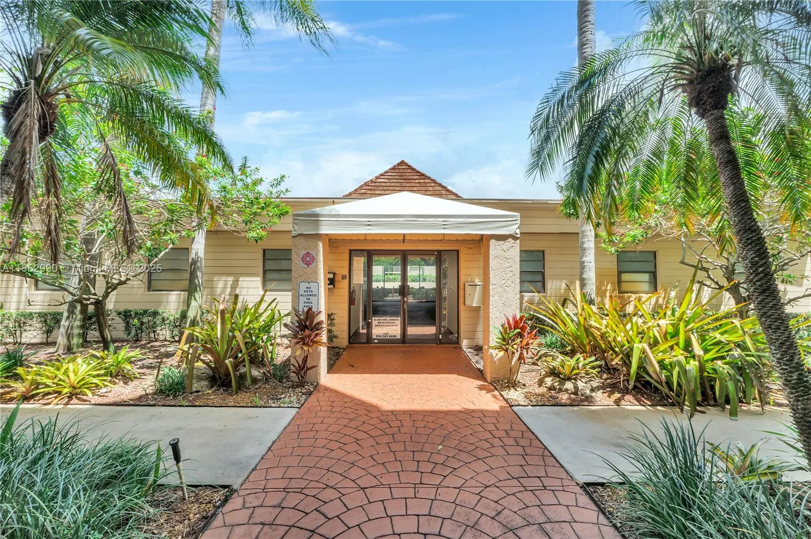 10401 W Broward Blvd, #209