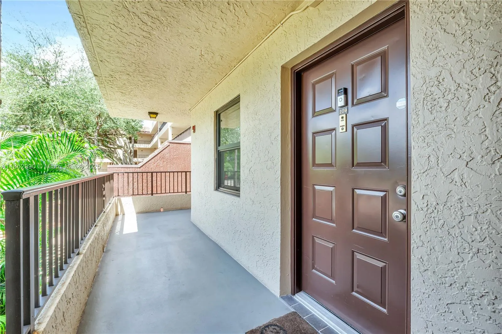 10401 W Broward Blvd, #209