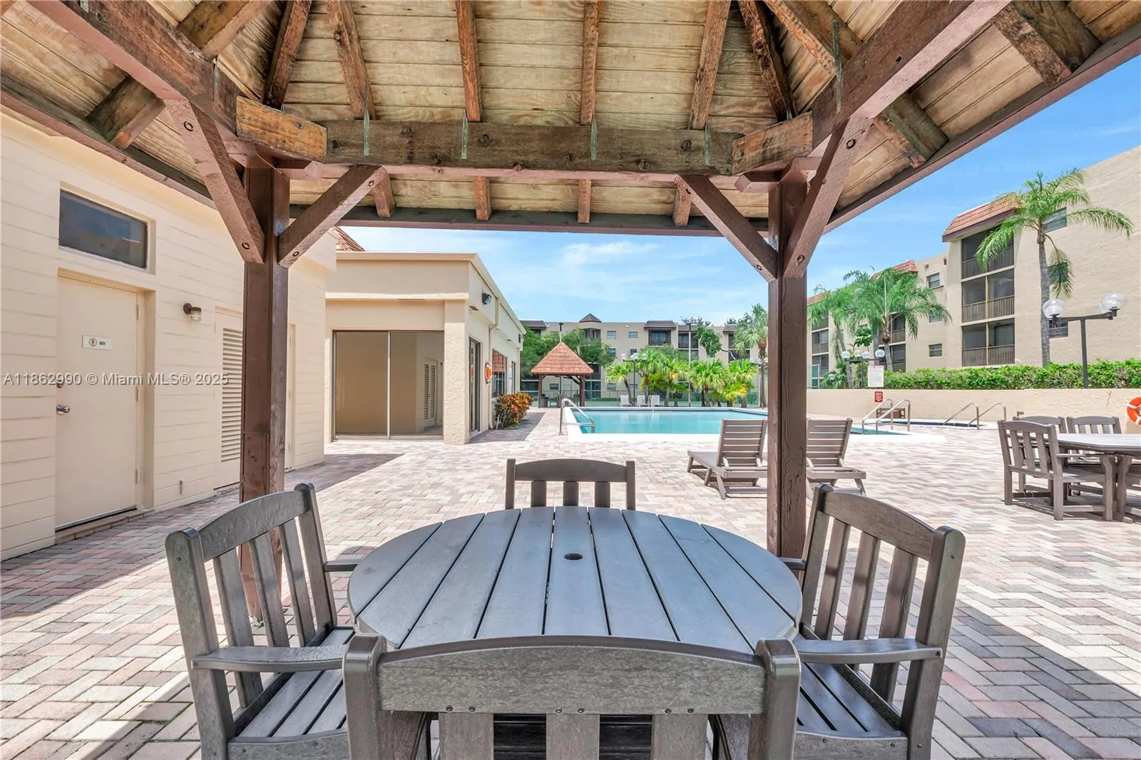 10401 W Broward Blvd, #209