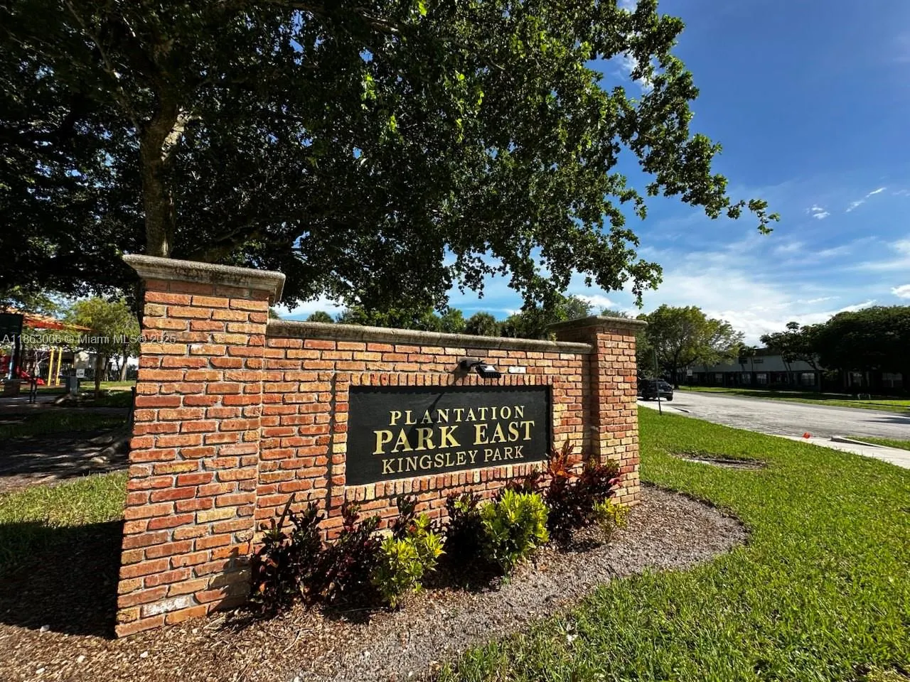 4876 NW 9th Dr, #4876