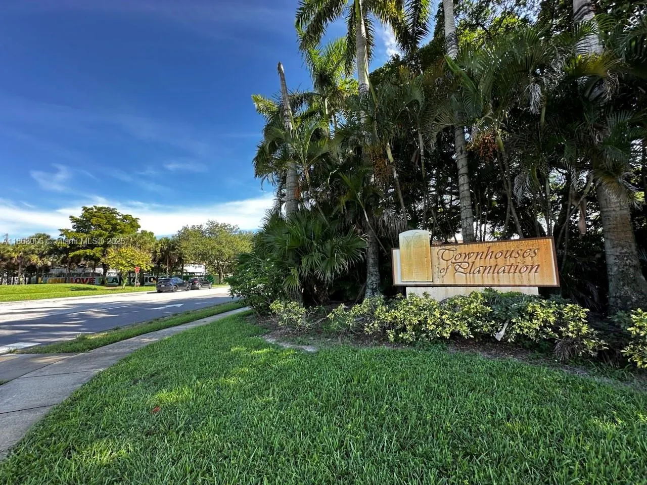 4876 NW 9th Dr, #4876