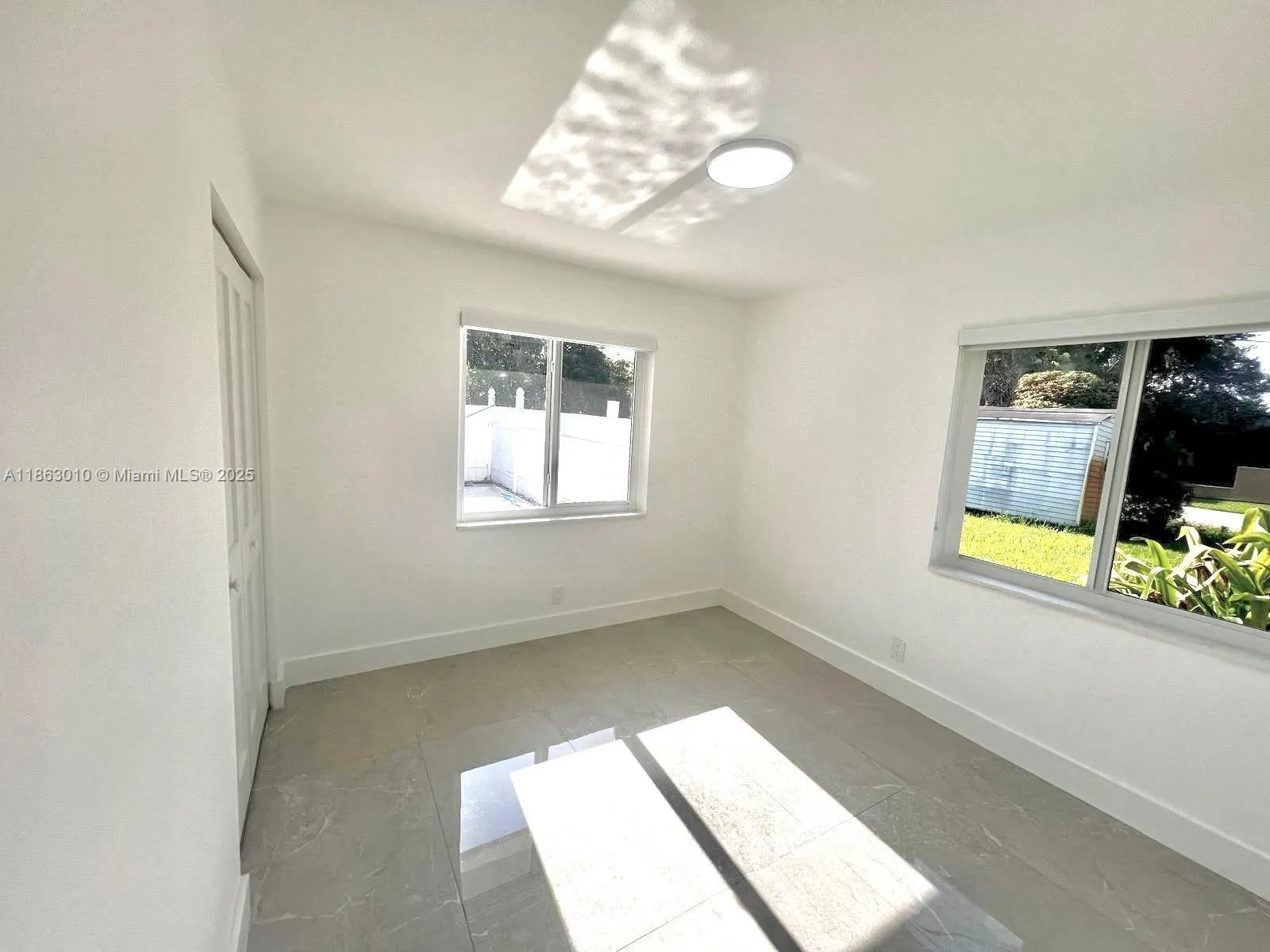 1590 SW 139th Ave