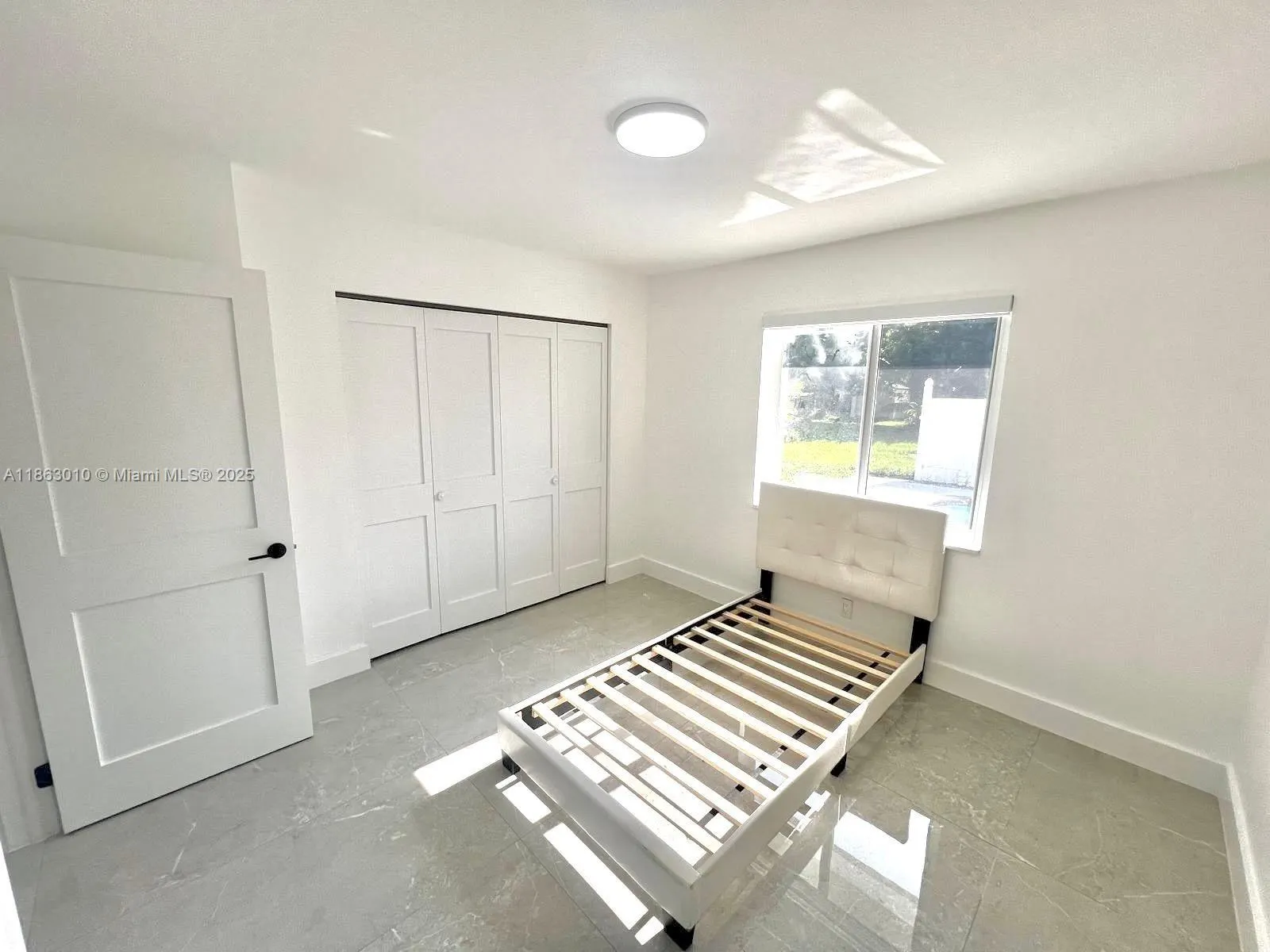 1590 SW 139th Ave