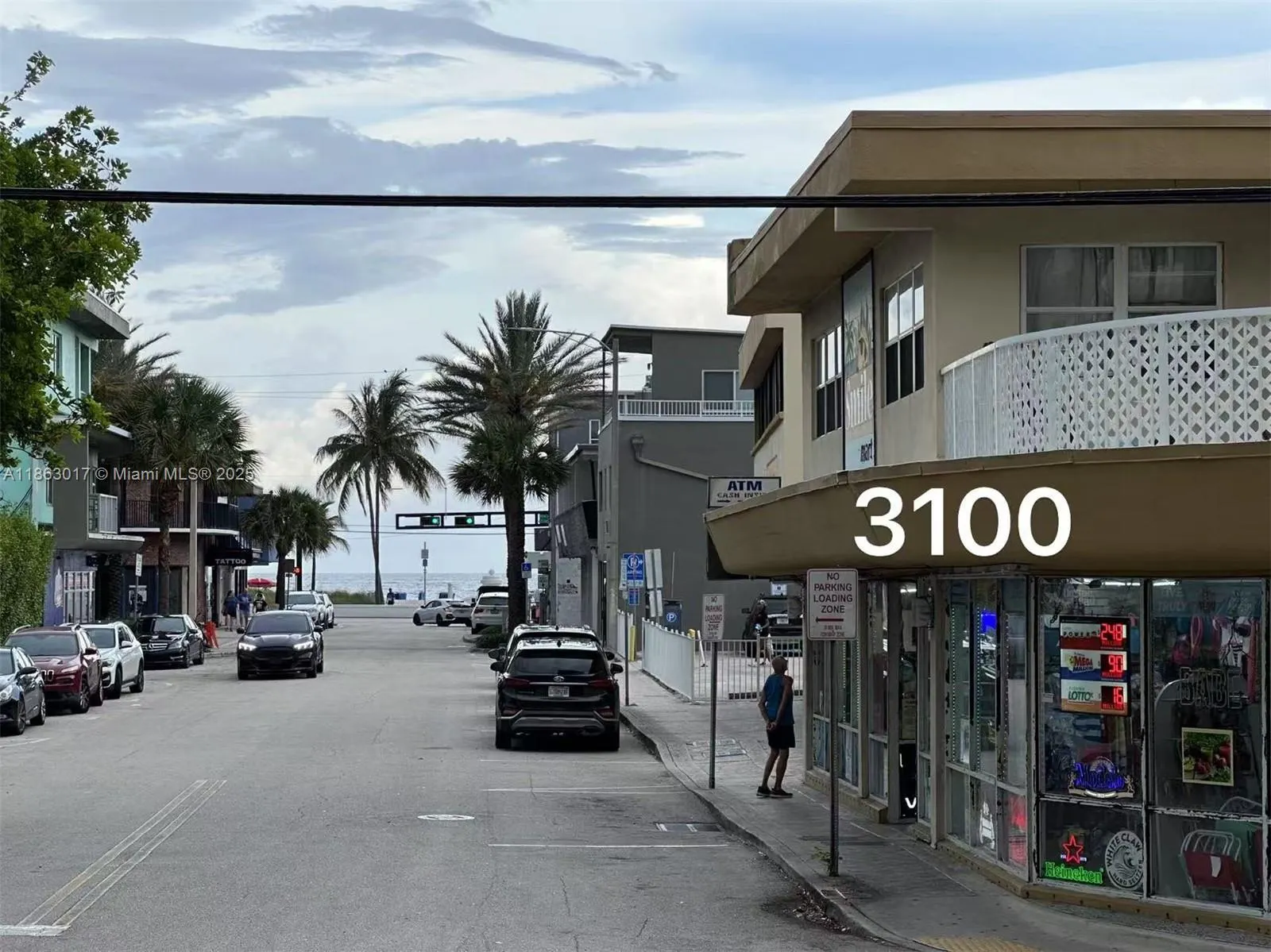 3100 NE 9th St, #1