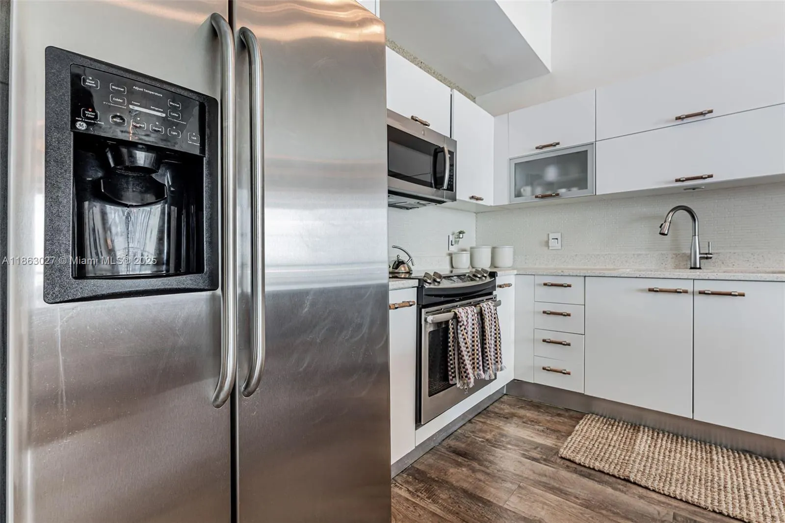 133 NE 2nd Ave, #1208