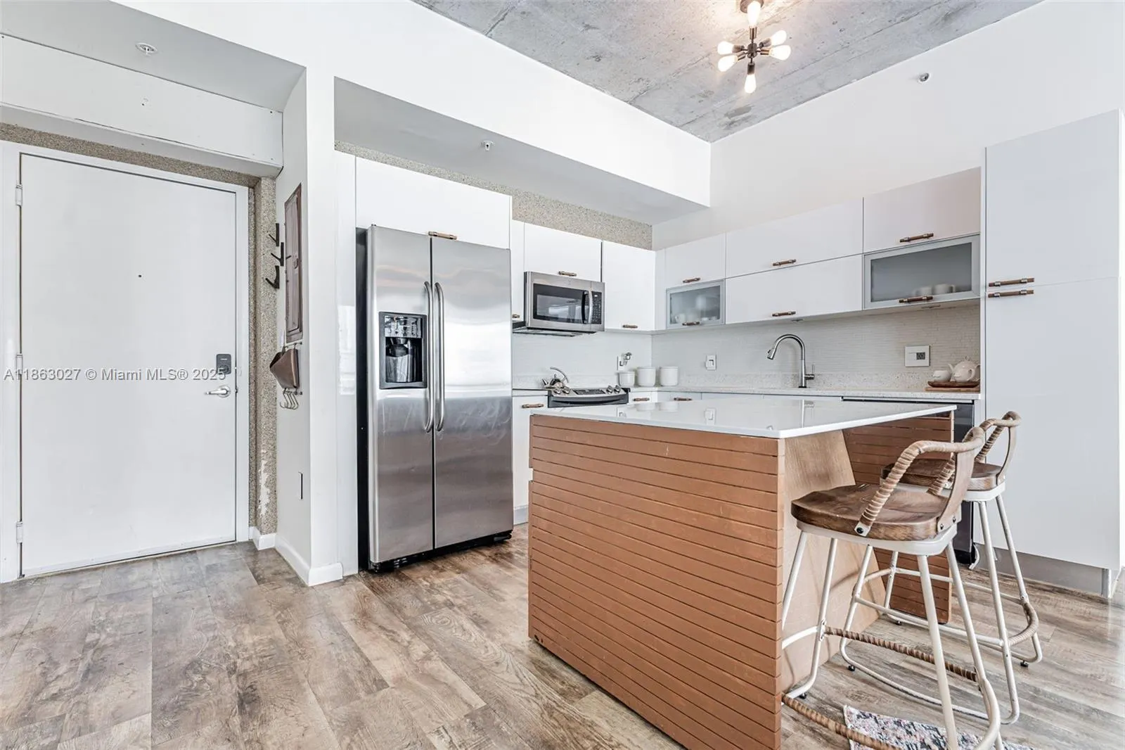 133 NE 2nd Ave, #1208
