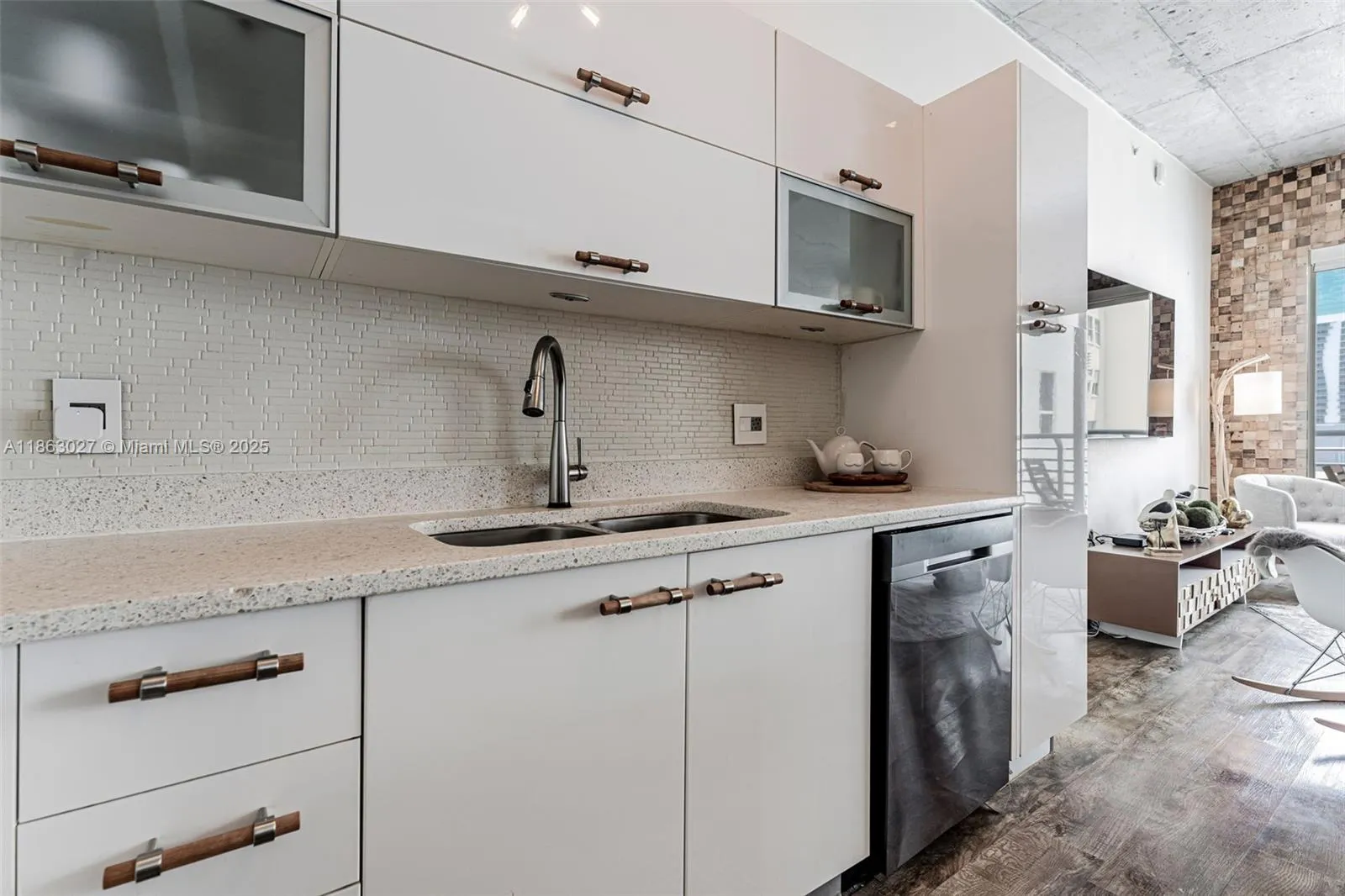 133 NE 2nd Ave, #1208