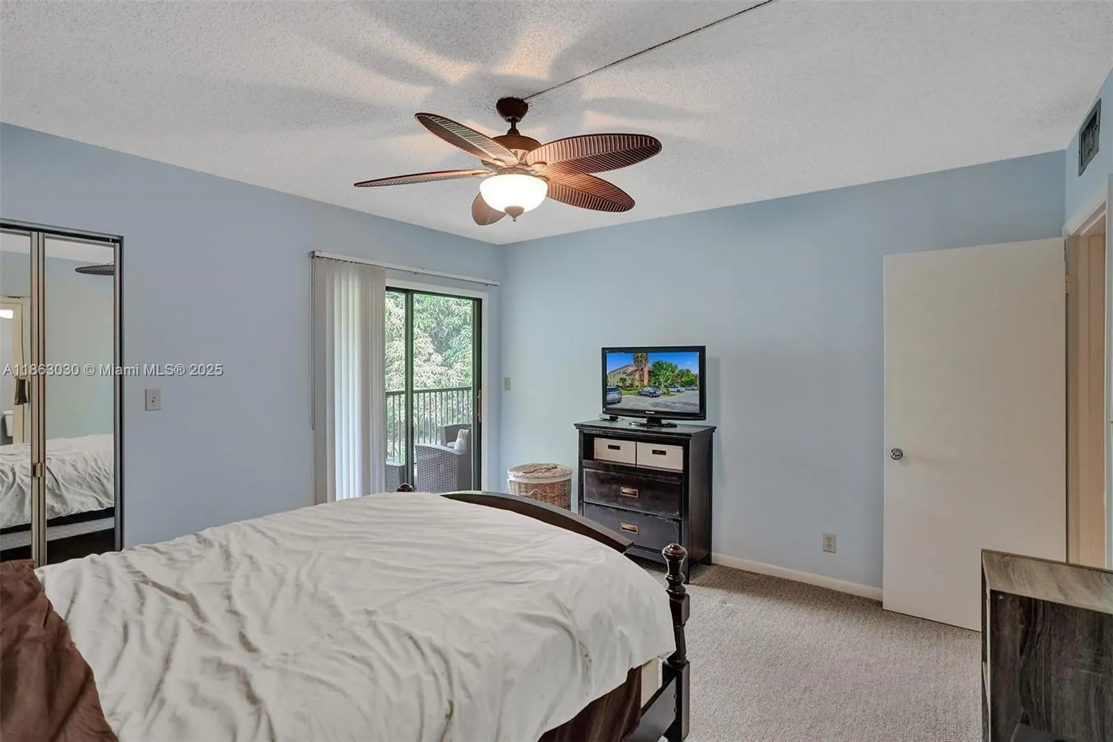 1786 Hammock Blvd, #218