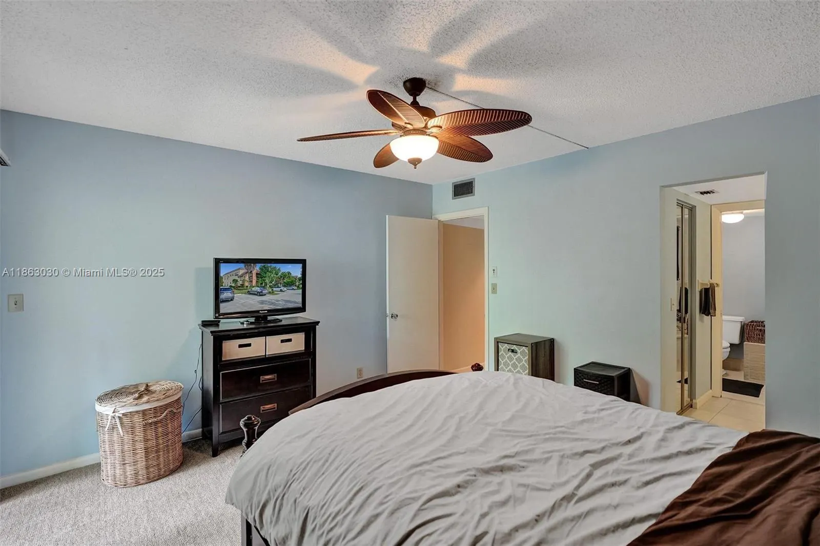 1786 Hammock Blvd, #218