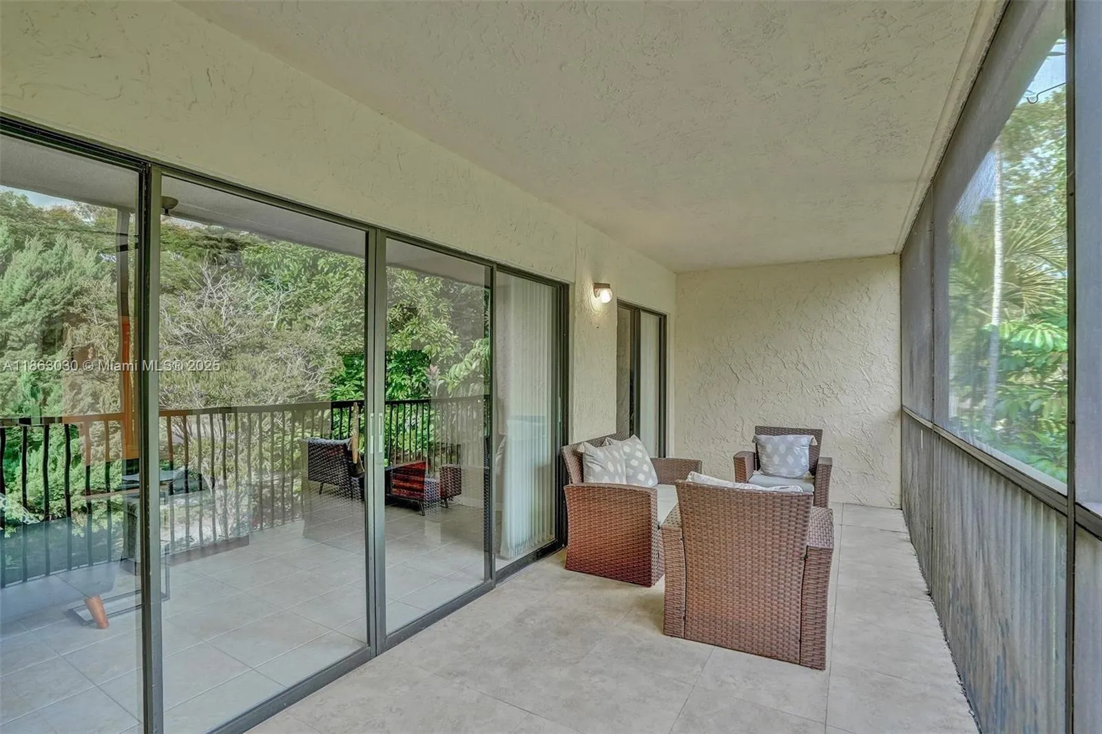 1786 Hammock Blvd, #218