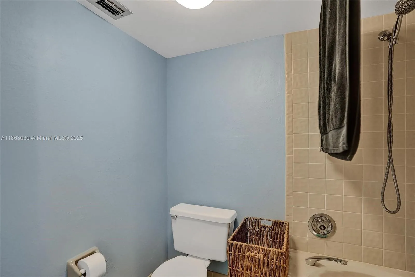 1786 Hammock Blvd, #218