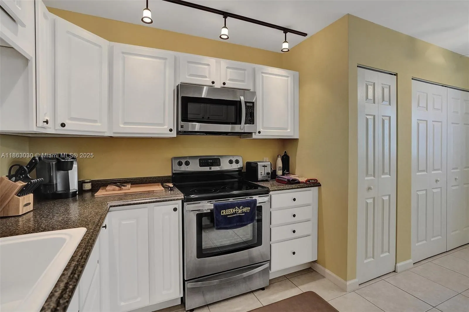1786 Hammock Blvd, #218