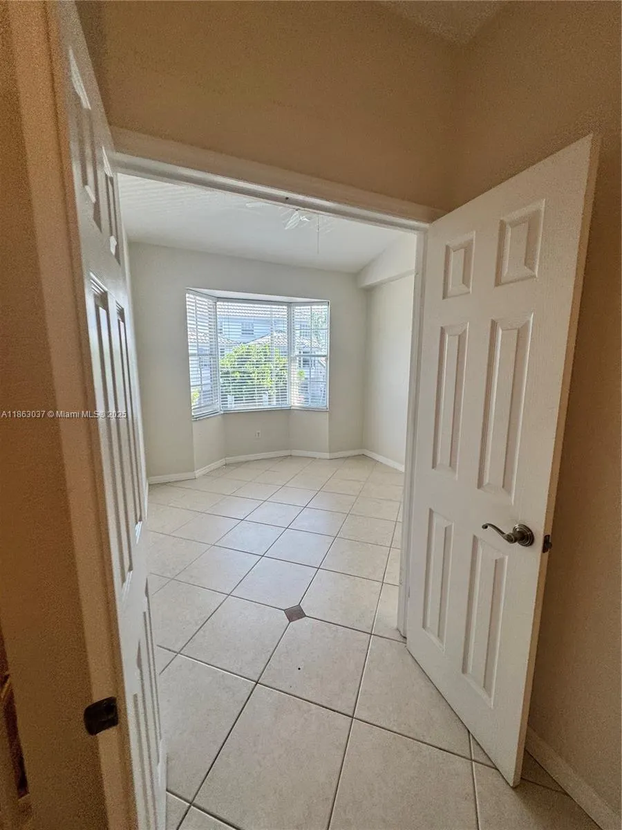 775 SW 148th Ave, #1606