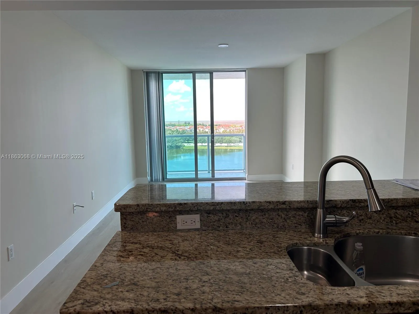 2681 N Flamingo Rd, #1102S