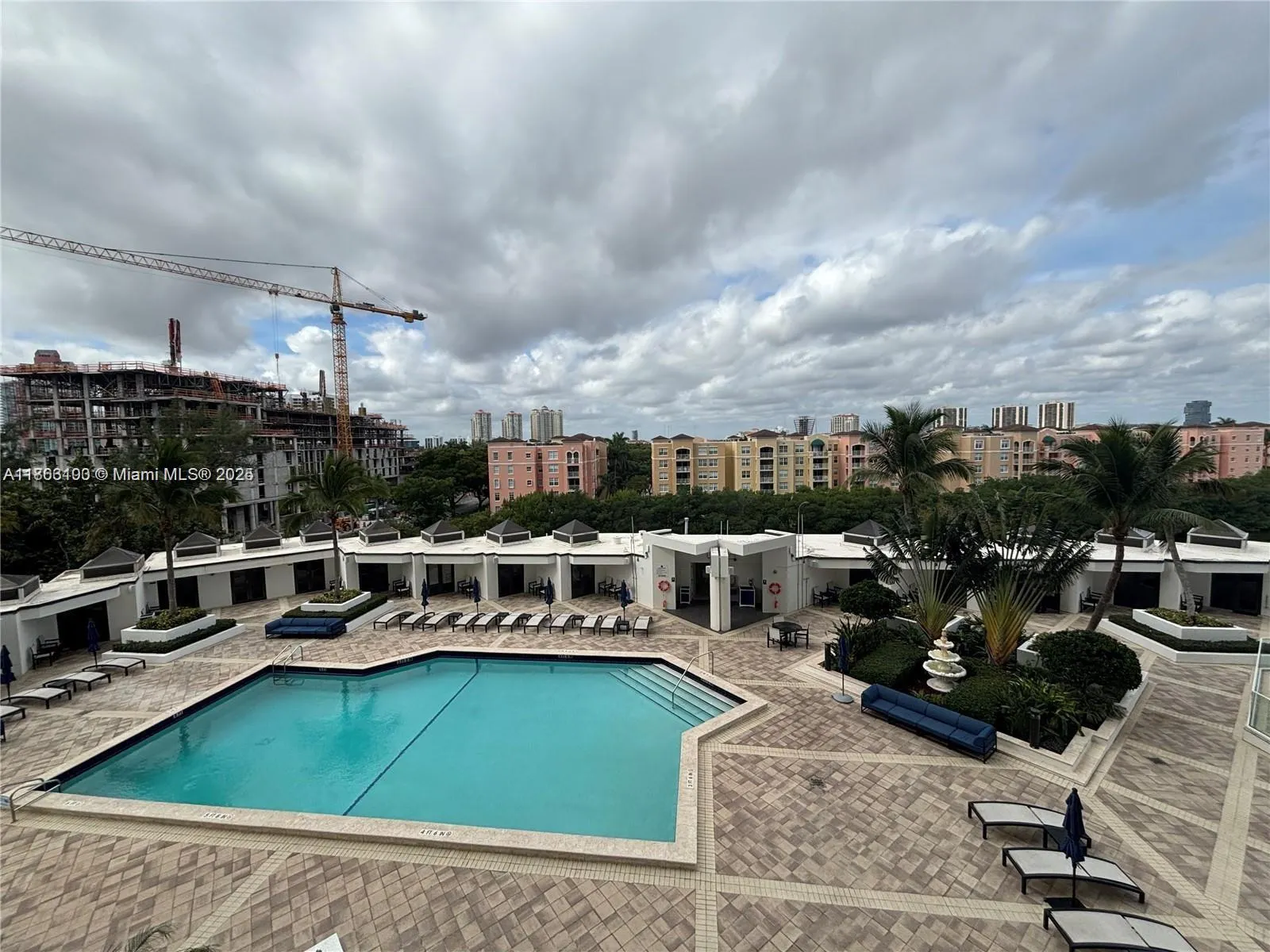 19500 Turnberry Way, #12E