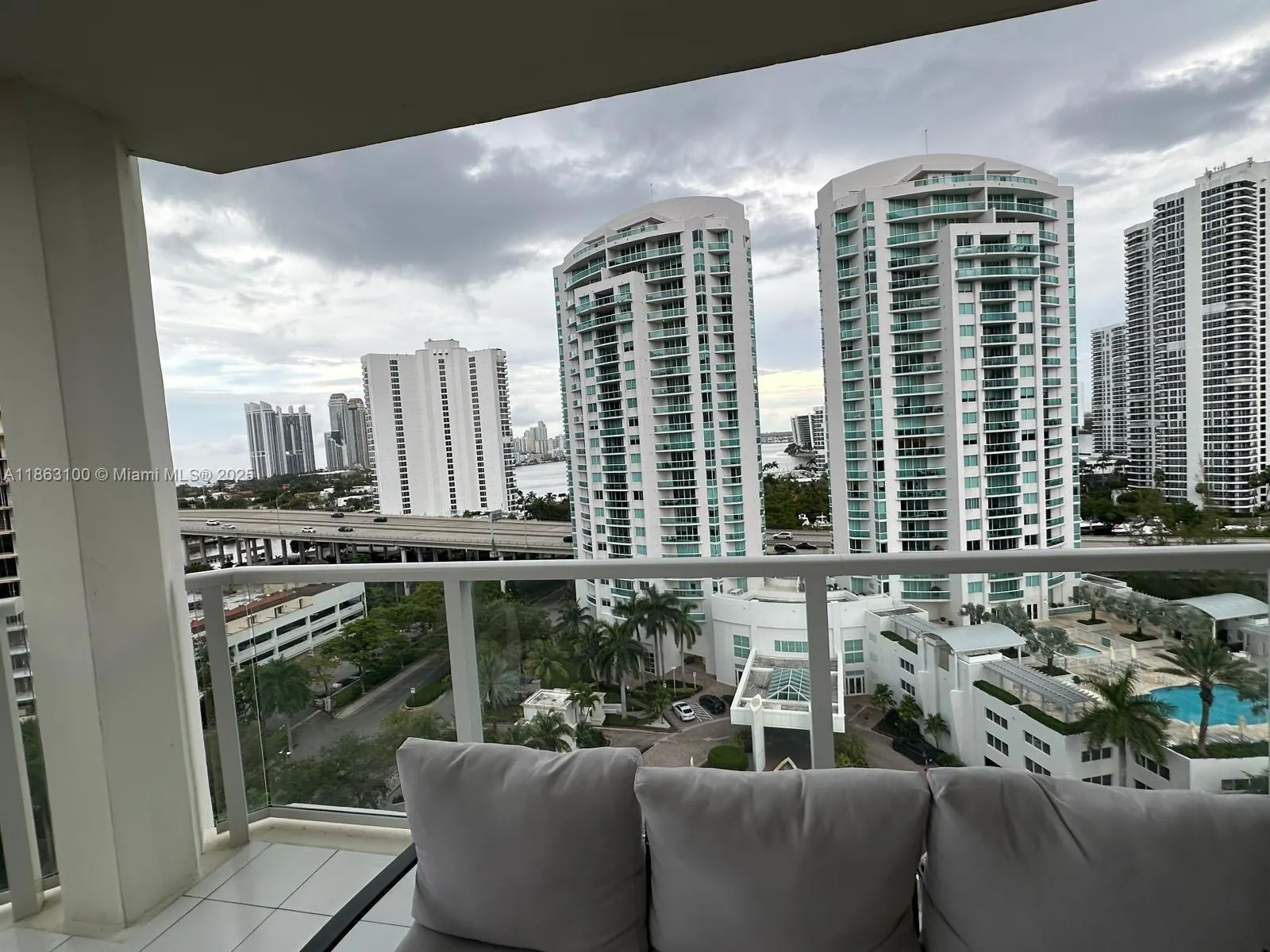19500 Turnberry Way, #12E