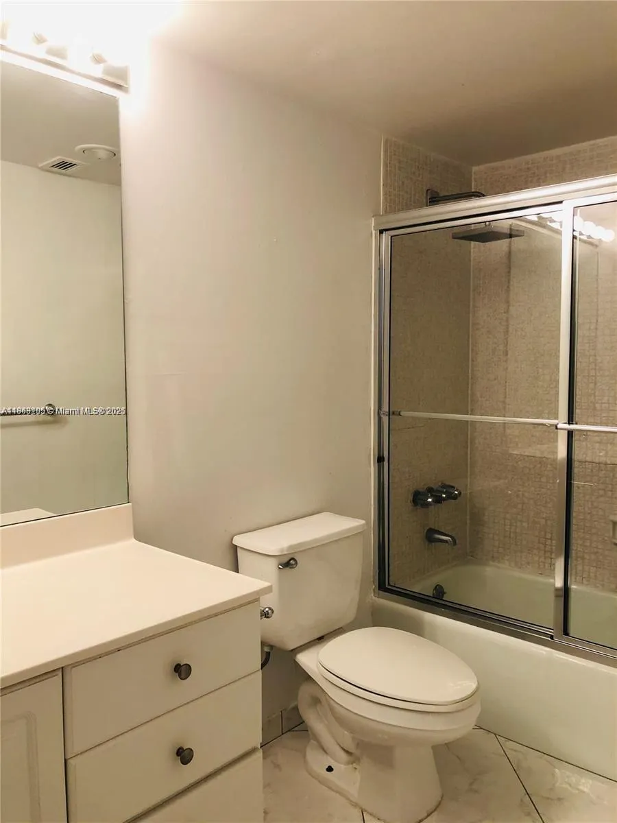 19380 Collins Ave, #210