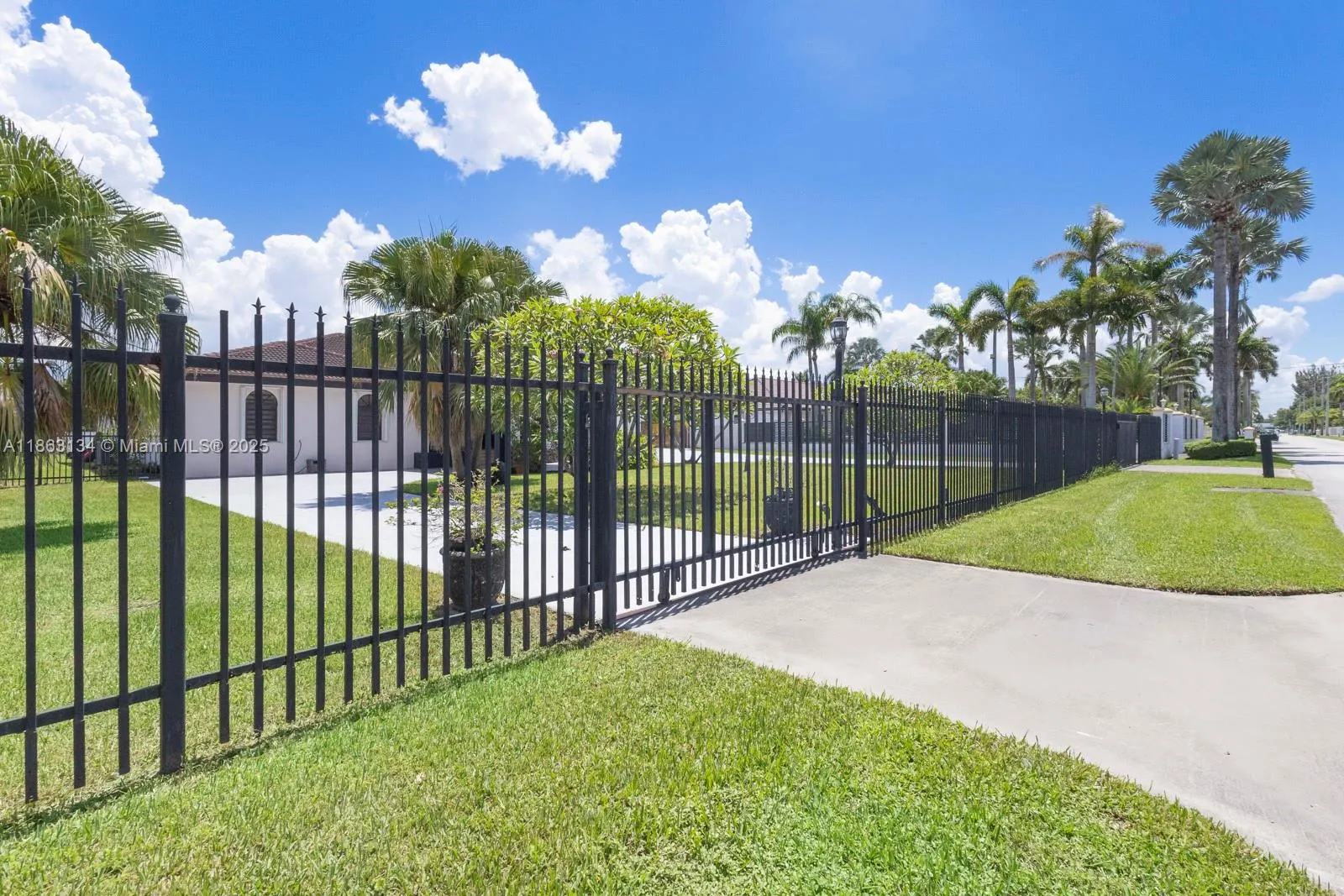 161 SW 129th Ave