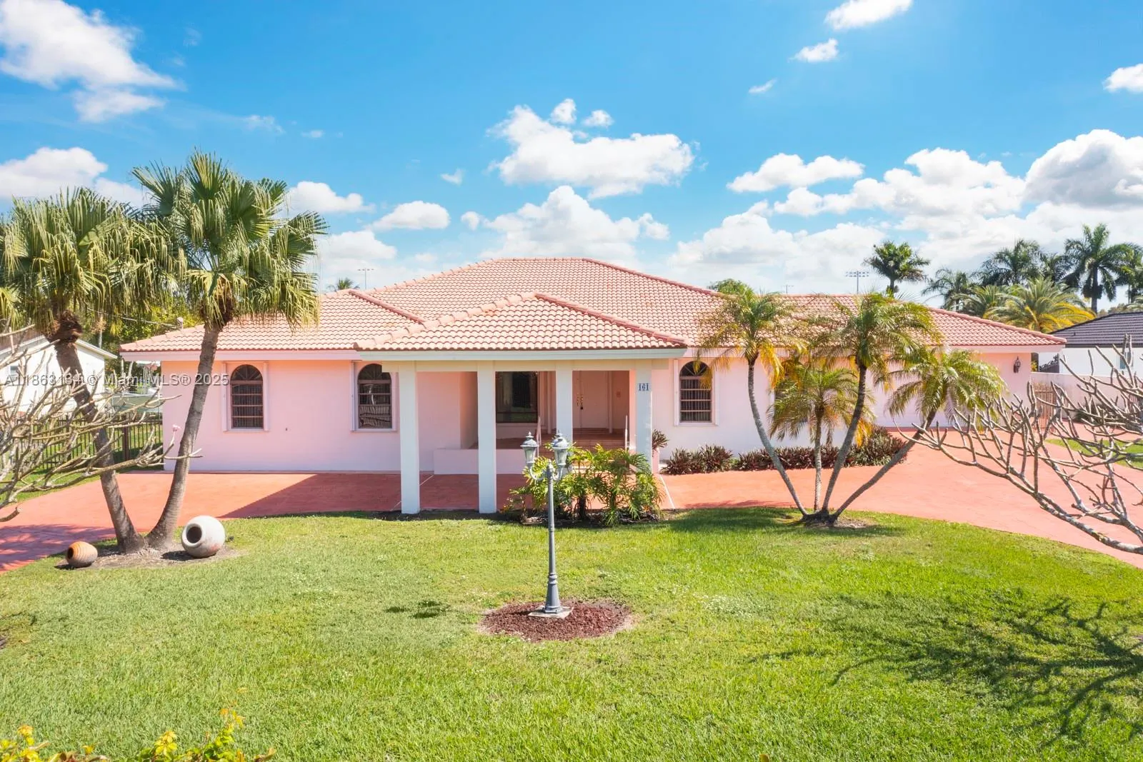 161 SW 129th Ave