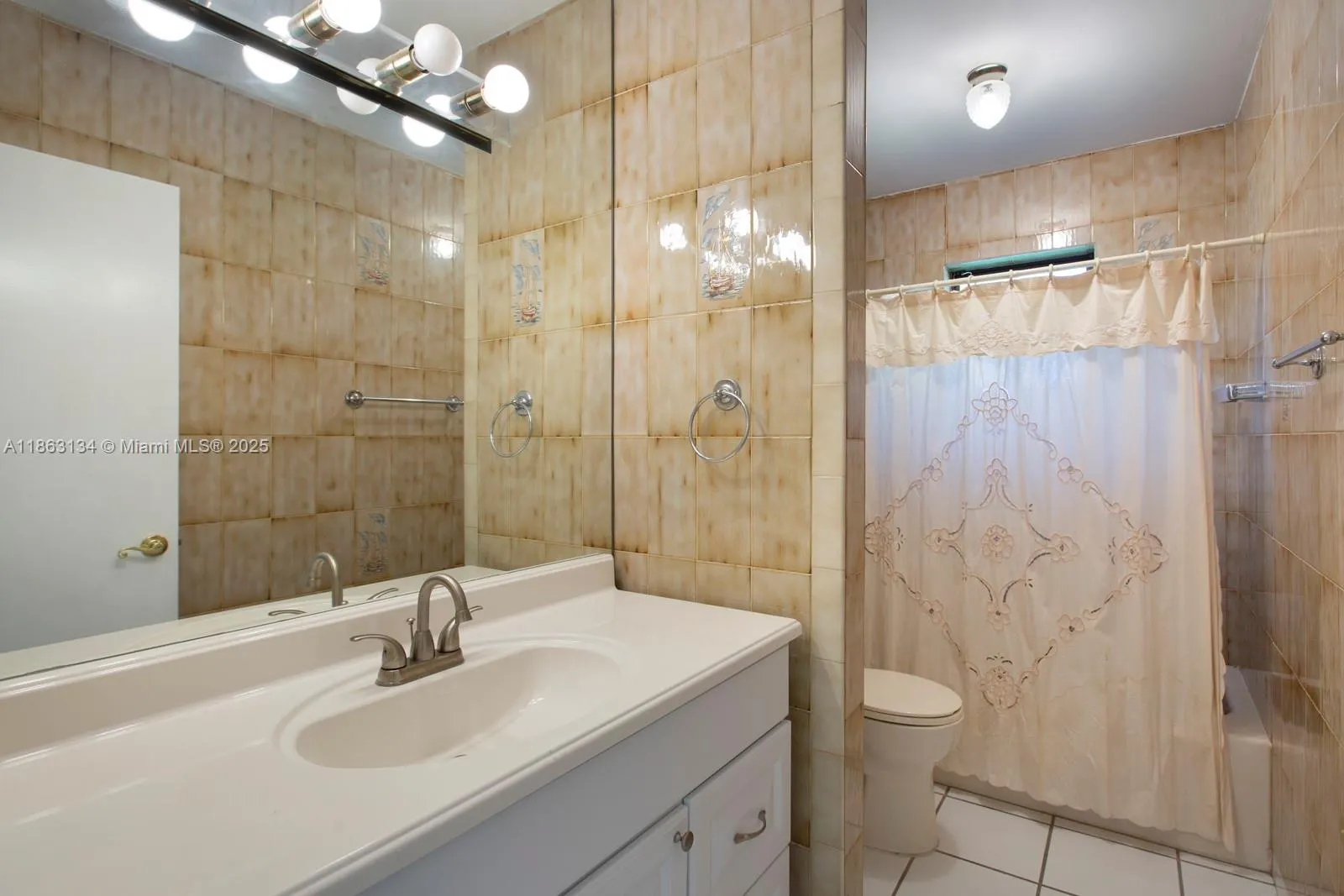 161 SW 129th Ave