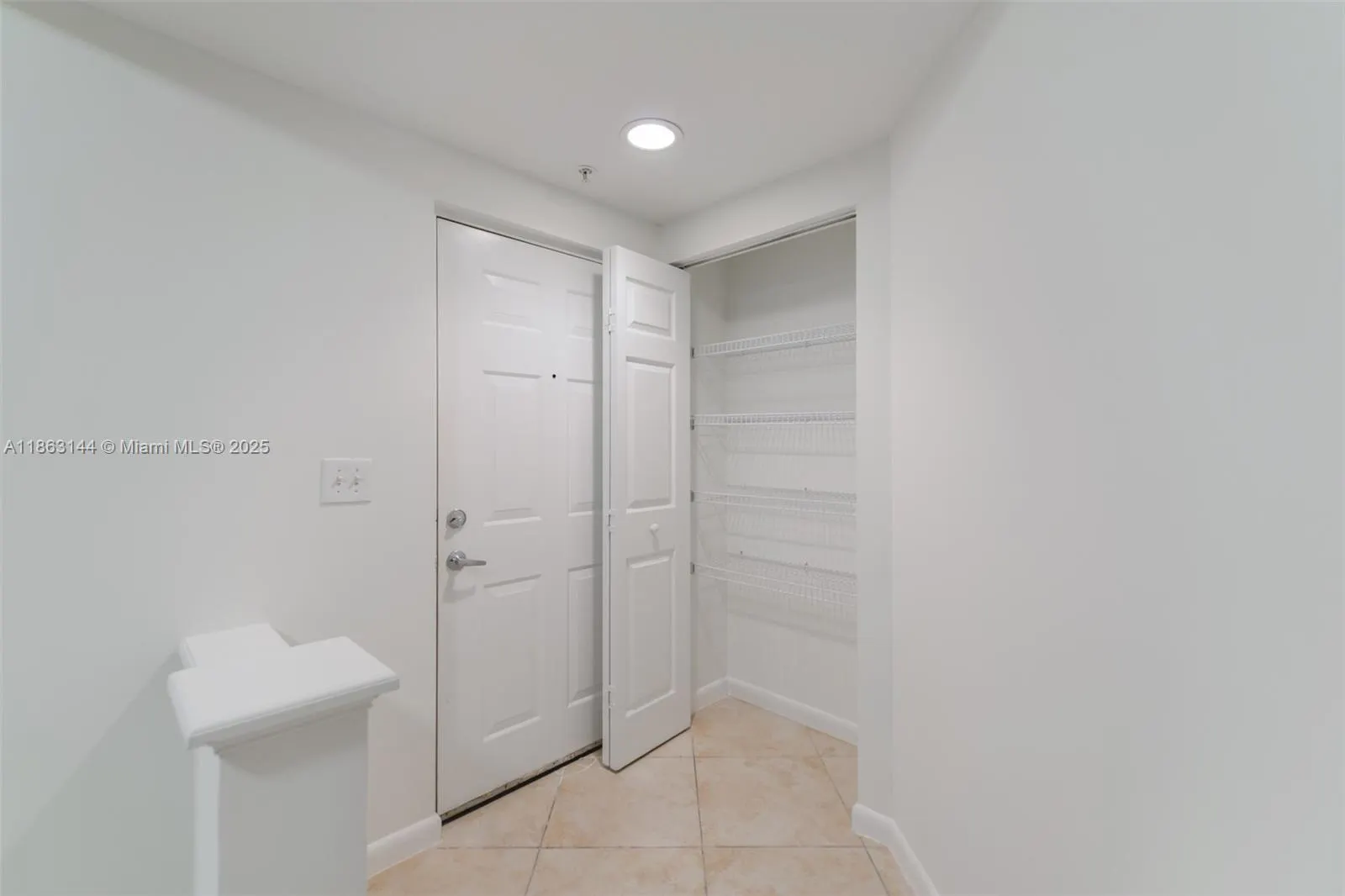 17100 N Bay Rd, #1303