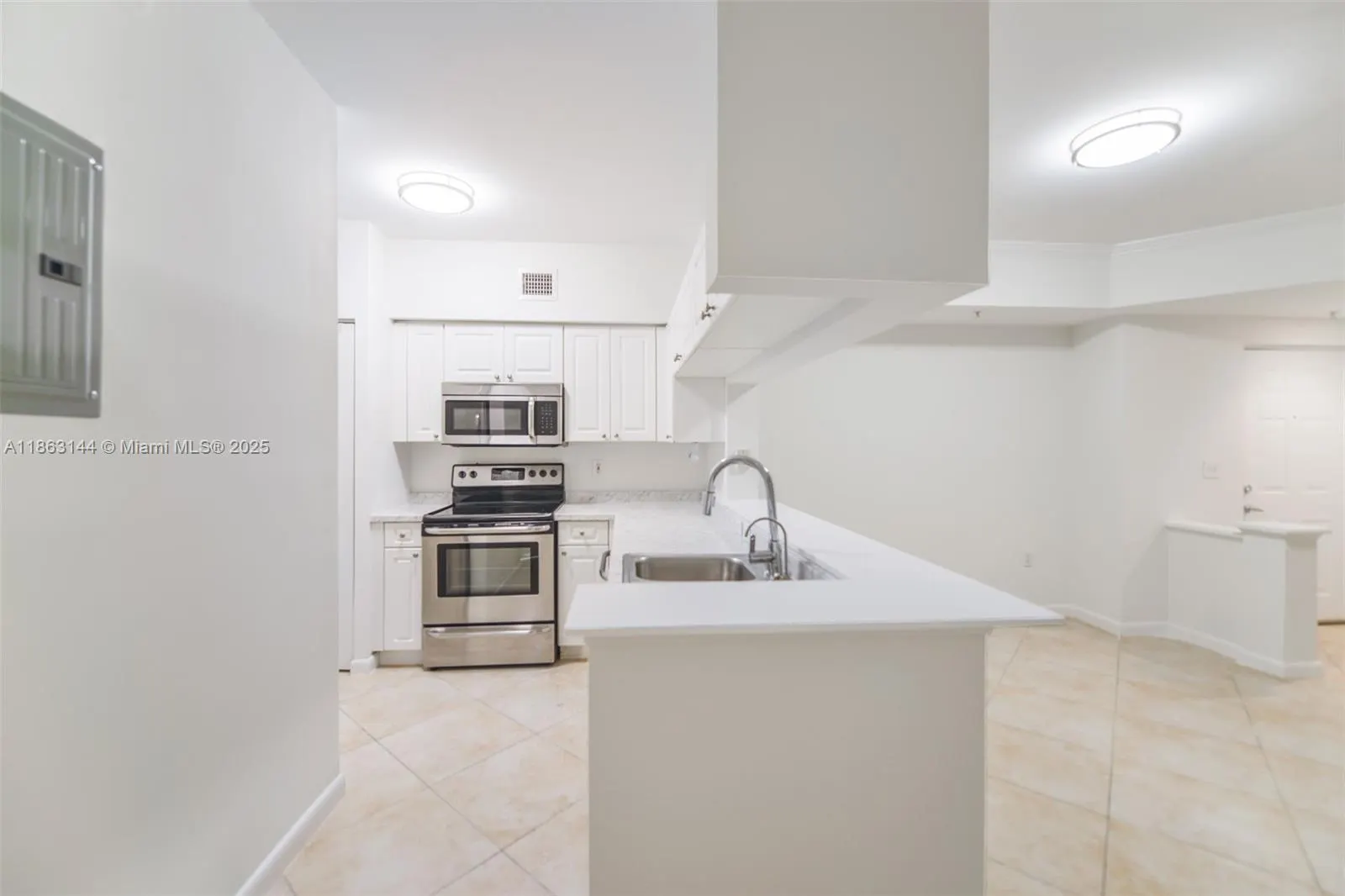 17100 N Bay Rd, #1303