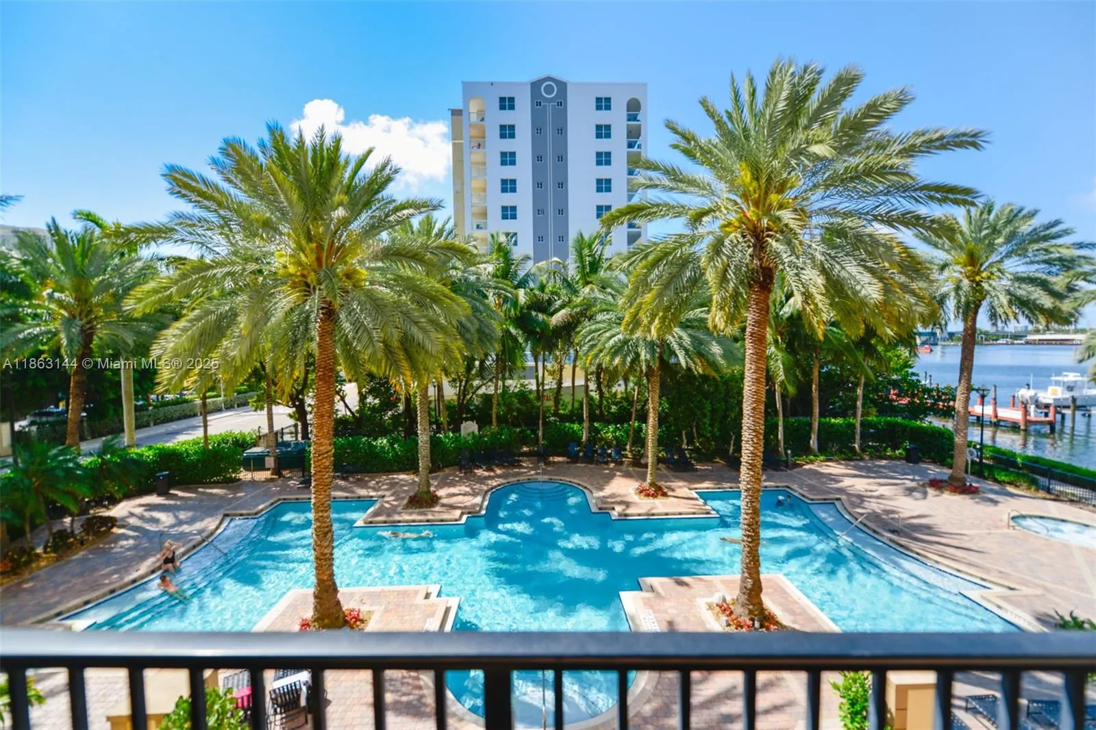17100 N Bay Rd, #1303