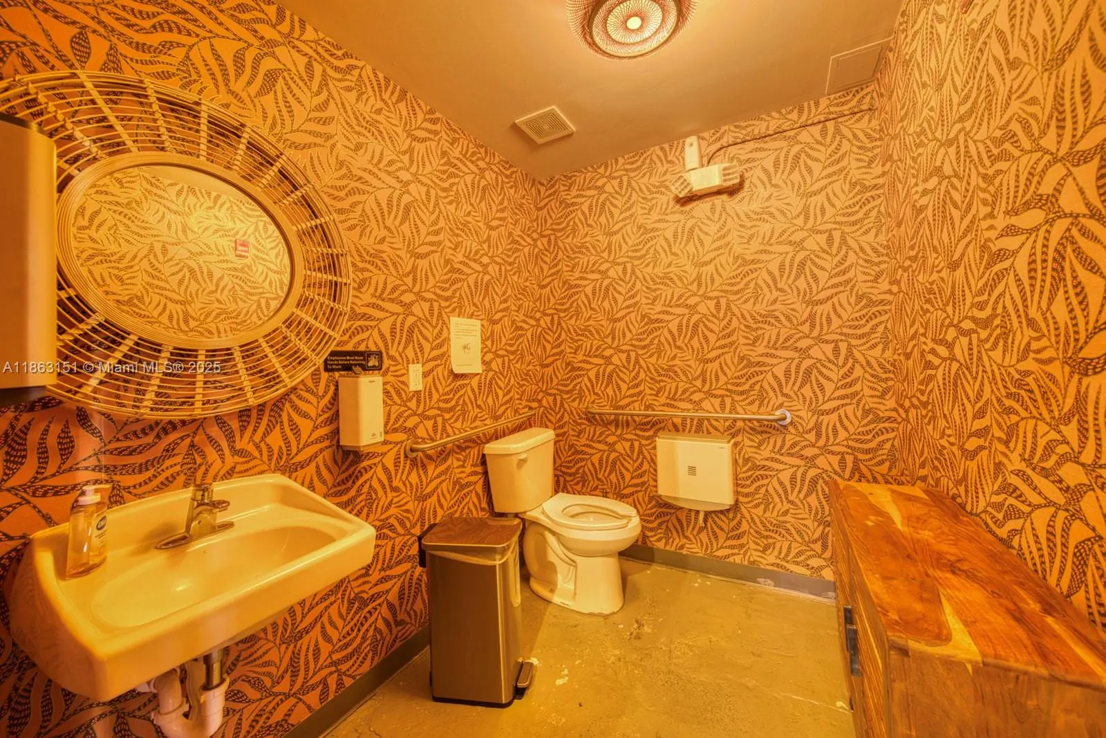 Restaurant For Sale Between Wynwood & Edgewater