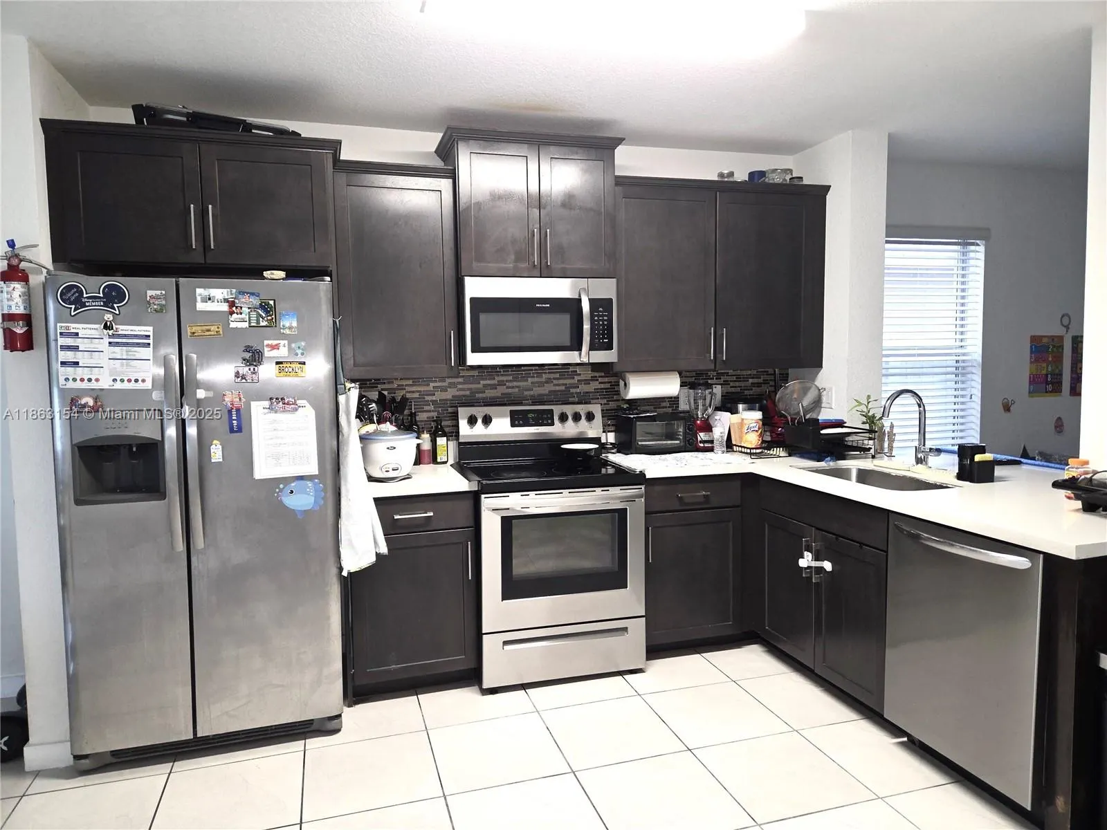 654 NE 5th Way