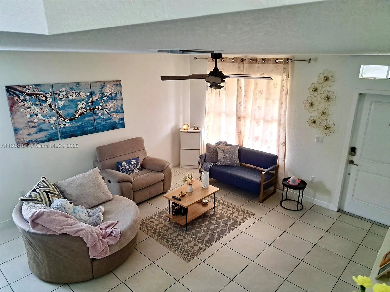 654 NE 5th Way