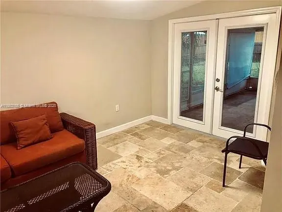 2185 86th Dr